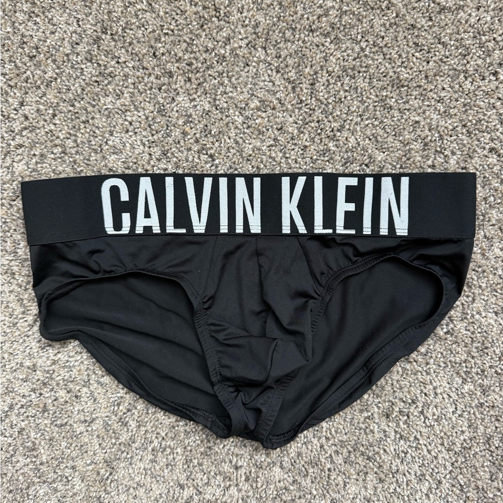 Calvin Klein Black and White Patterned Top